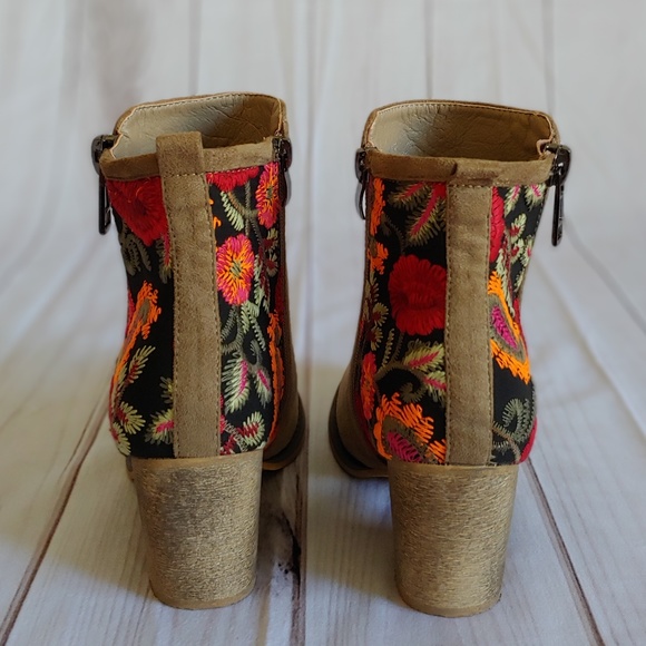 Autumnal Floral Taupe Block Heel Booties - Picture 6 of 7